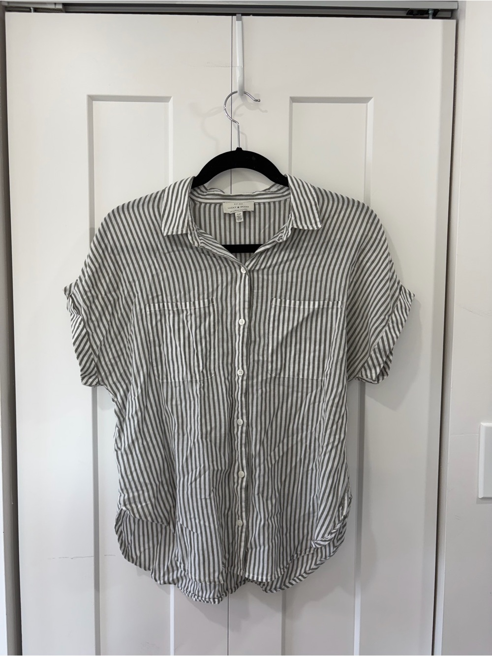 Lucky Brand Gray & White Striped Button-Up Shirt